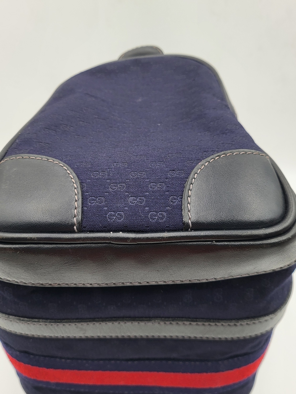 Gucci Vintage Canvas Leather Navy Sherry Line Boston 30 Bag..Auth..w/COA. - Picture 8 of 16